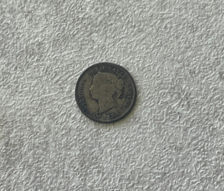 1885 Canada 5 Cents - Silver L2