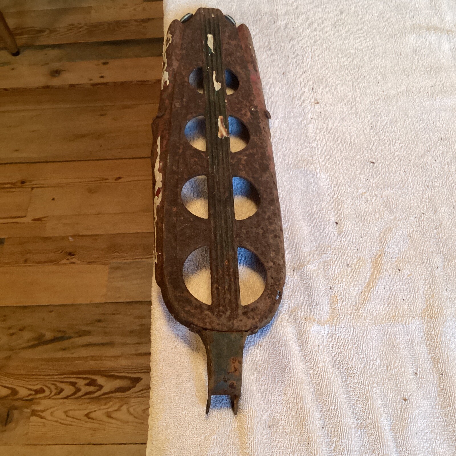 VINTAGE BICYCLE REAR CARRIER RACK 8 HOLE