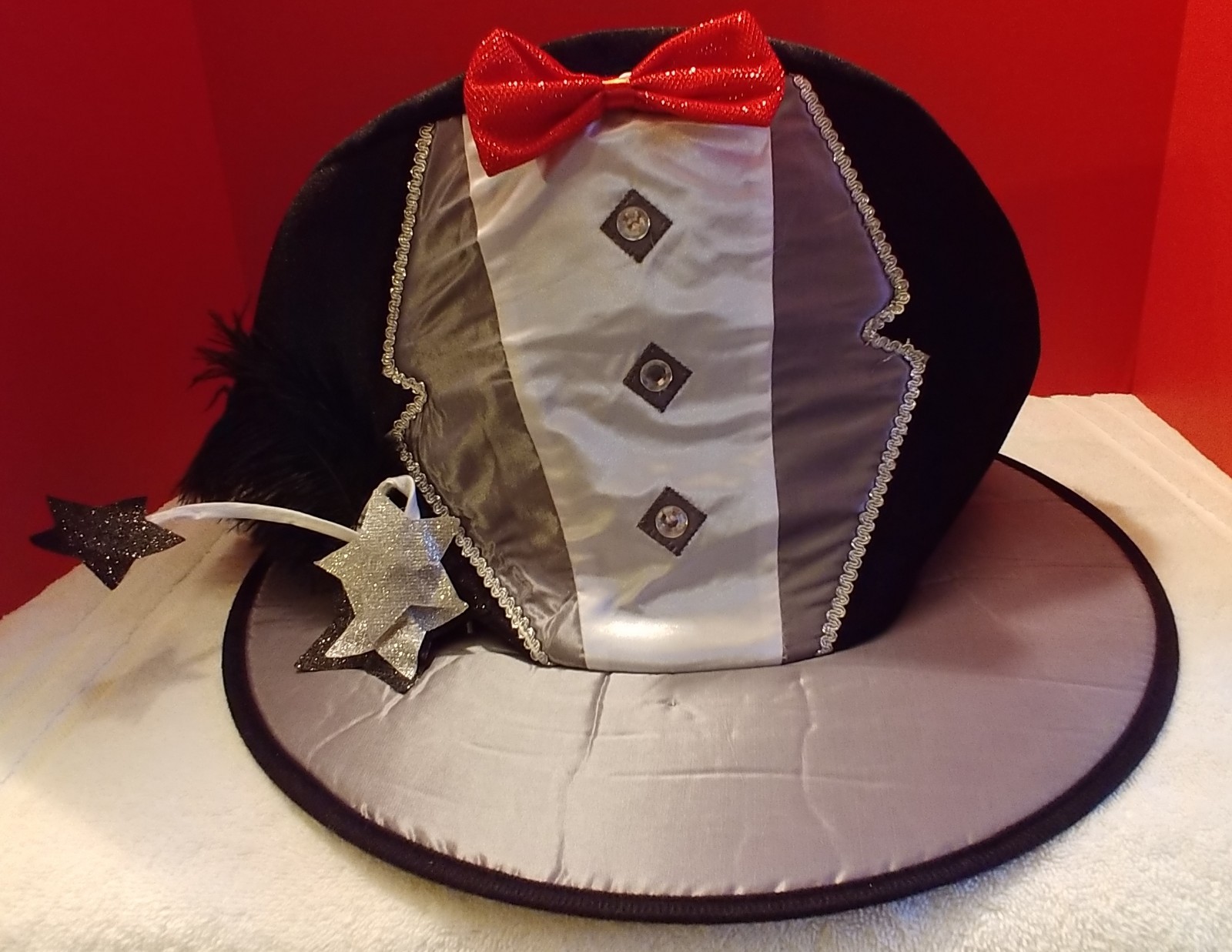 FREE Christmas Tall Black Centerpiece Tree Topper  Tuxedo 10" tall x 16" Hat New