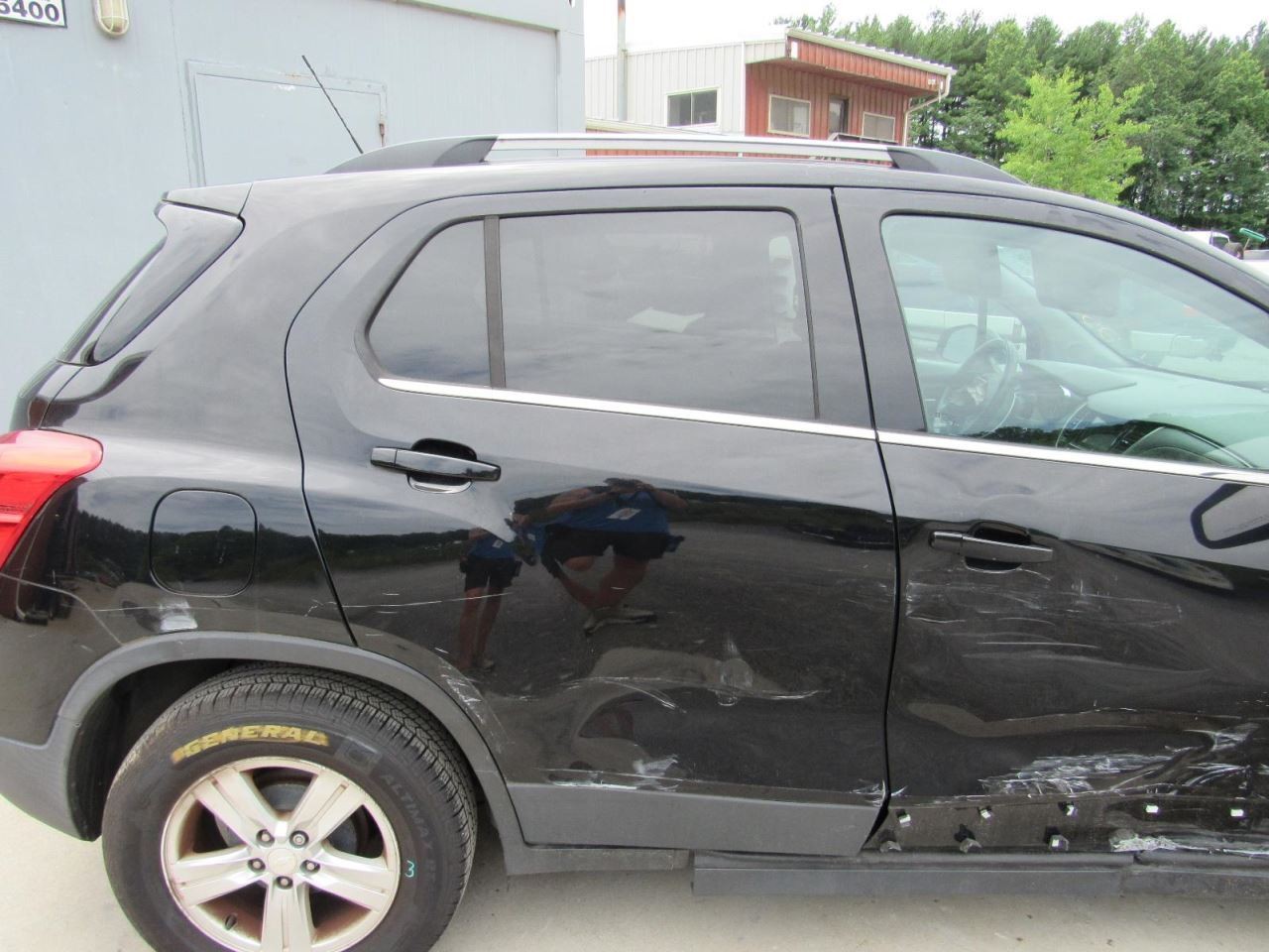 TRAX 2018 Glove Box 1059765
