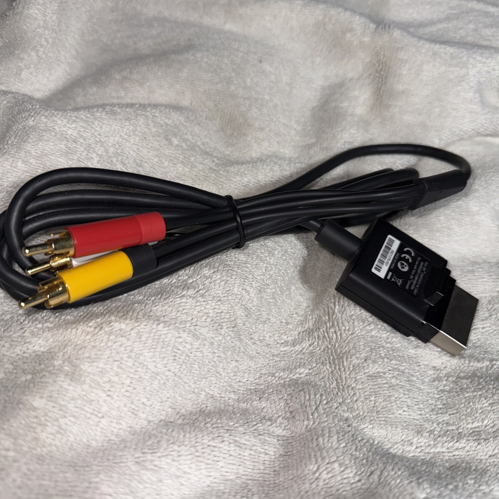 Microsoft Xbox 360  Replacement AV Cable OEM 3.5mm to RCA Composite Tested
