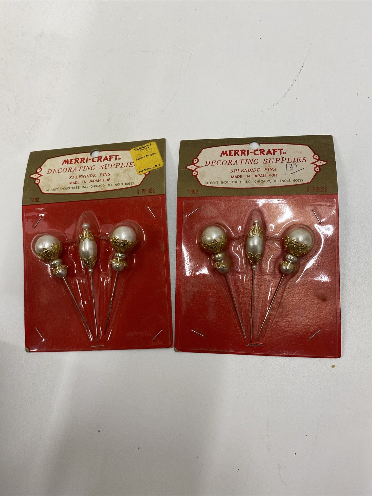 Vintage Merri Craft Jewels Crafting Decorating 6 Gold Splendide Pins Christmas