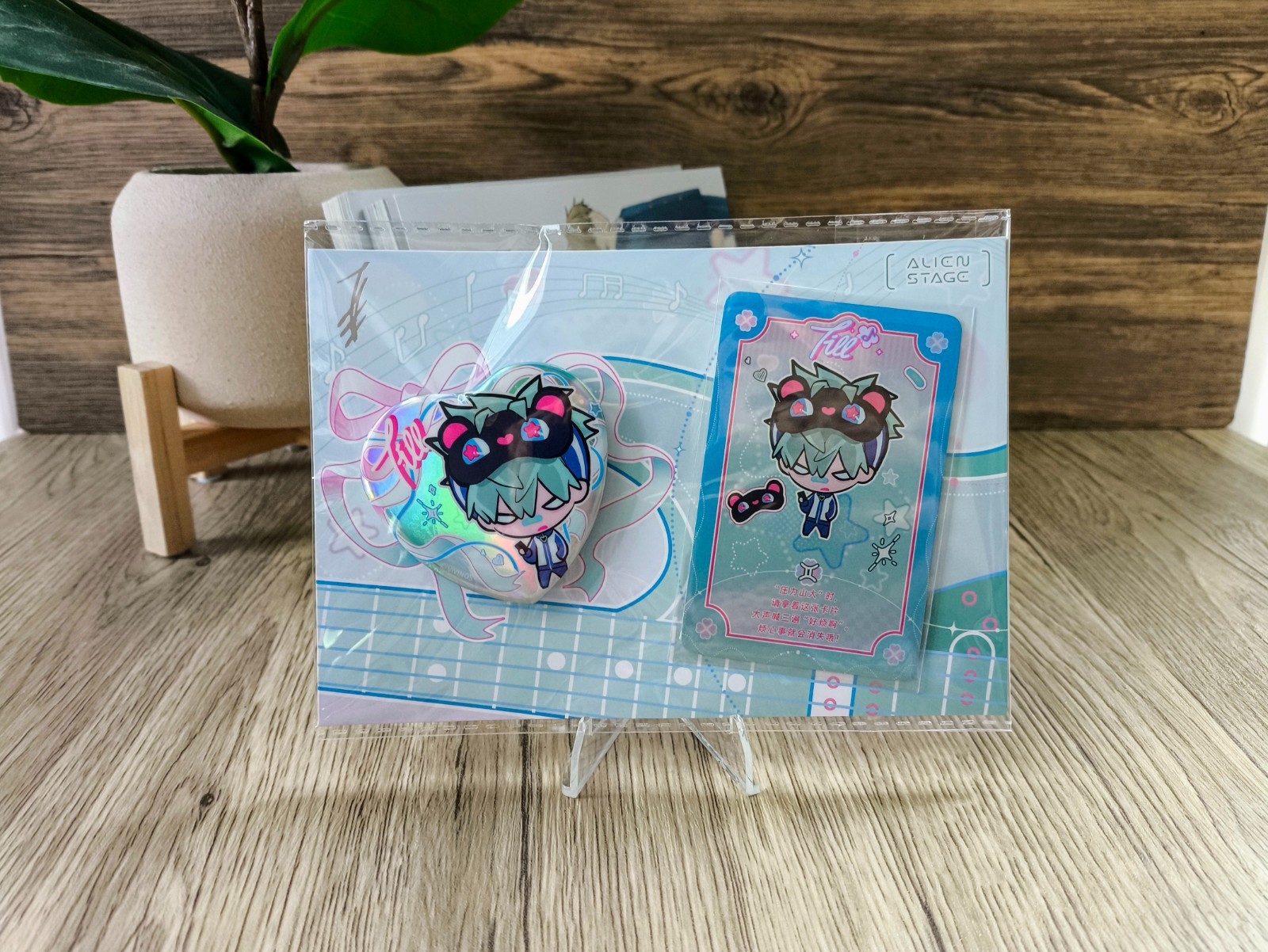 Official Alien Stage Chibi Recollection Heart Badge and Card Till