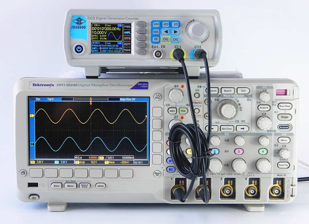 2.4" TFT LCD JDS6600 50MHz 2CH Arbitrary Waveform DDS Signal Generator