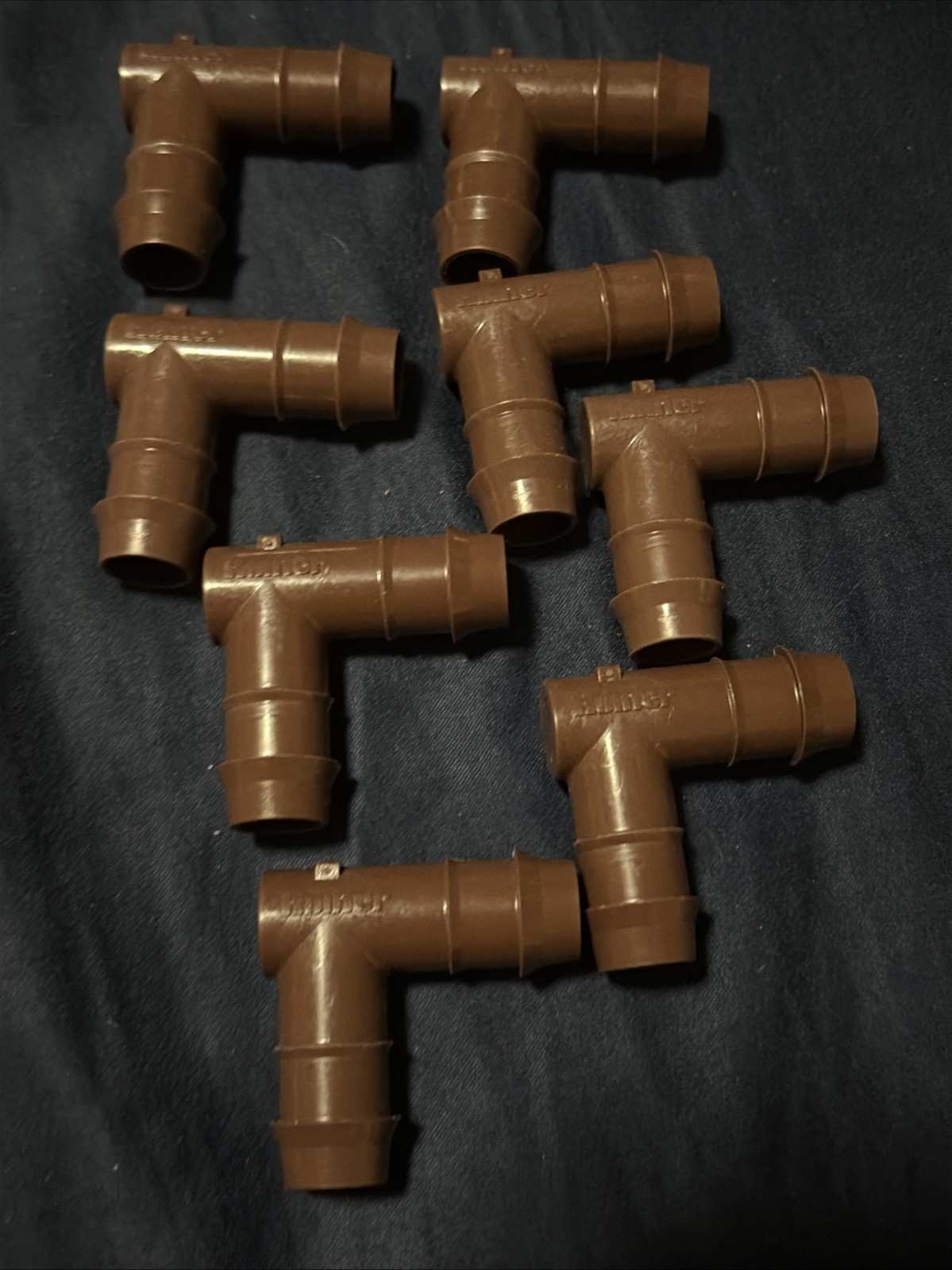 Lot of 8 Hunter 17mm Barbed Elbow Fittings Drip Irrigation 1/2” Tubing Connector