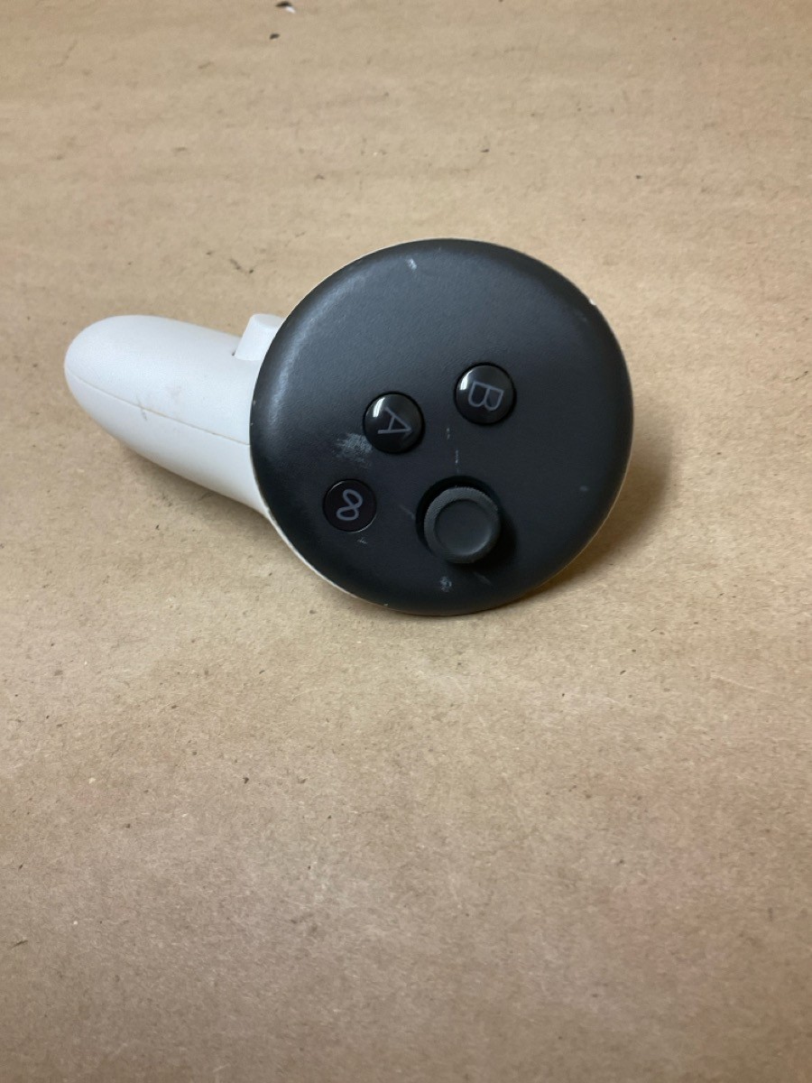 USED META VR HEADSET QUEST 3S (G29021672)