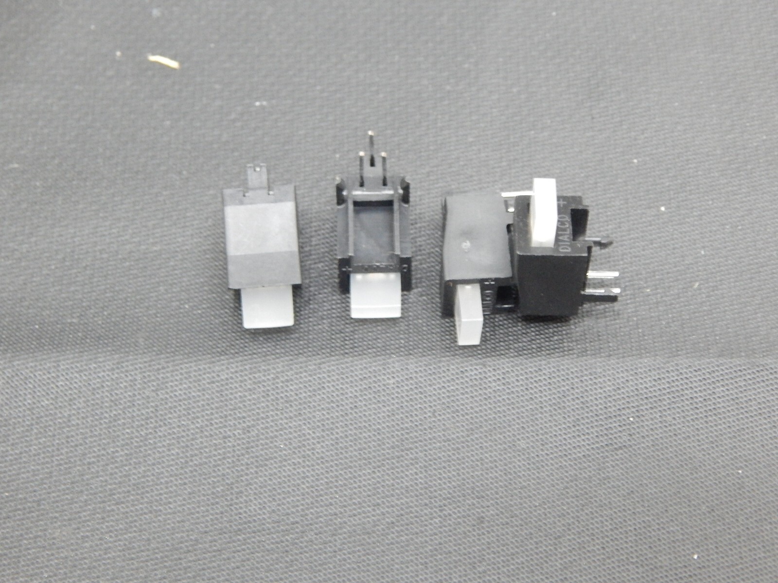 DAILIGHT 550-0001-865 LED CBI 5MM RECT - LOT OF 4 - USA SELLER FAST SHIPPING