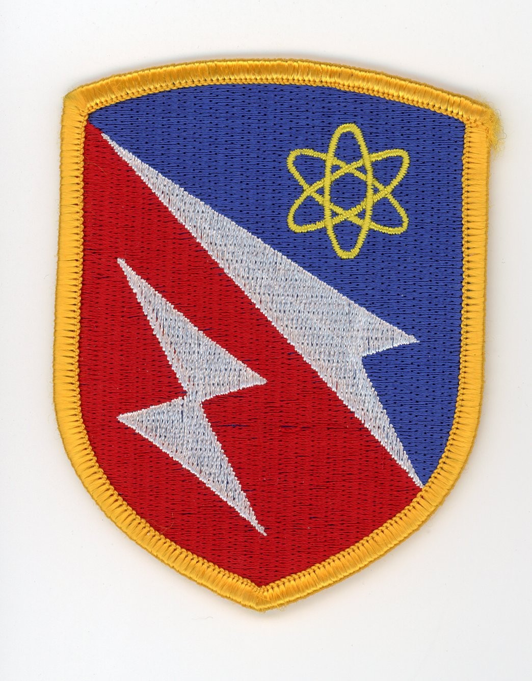 PATCH TAIWAN ARMY ARTILLERY AND AIR DEFENSE COMMAND SEW ON LOGO