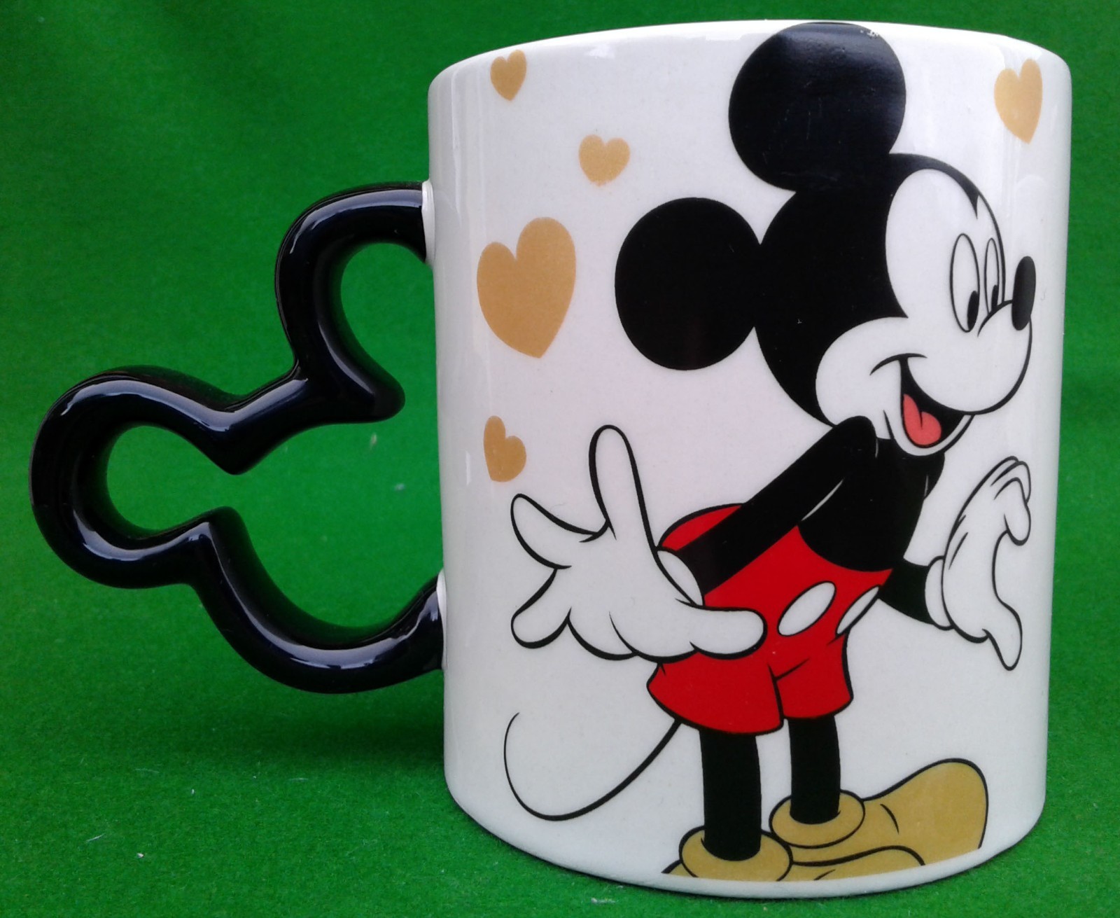 MICKEY AND MINNIE MOUSE MUGS - DISNEY.