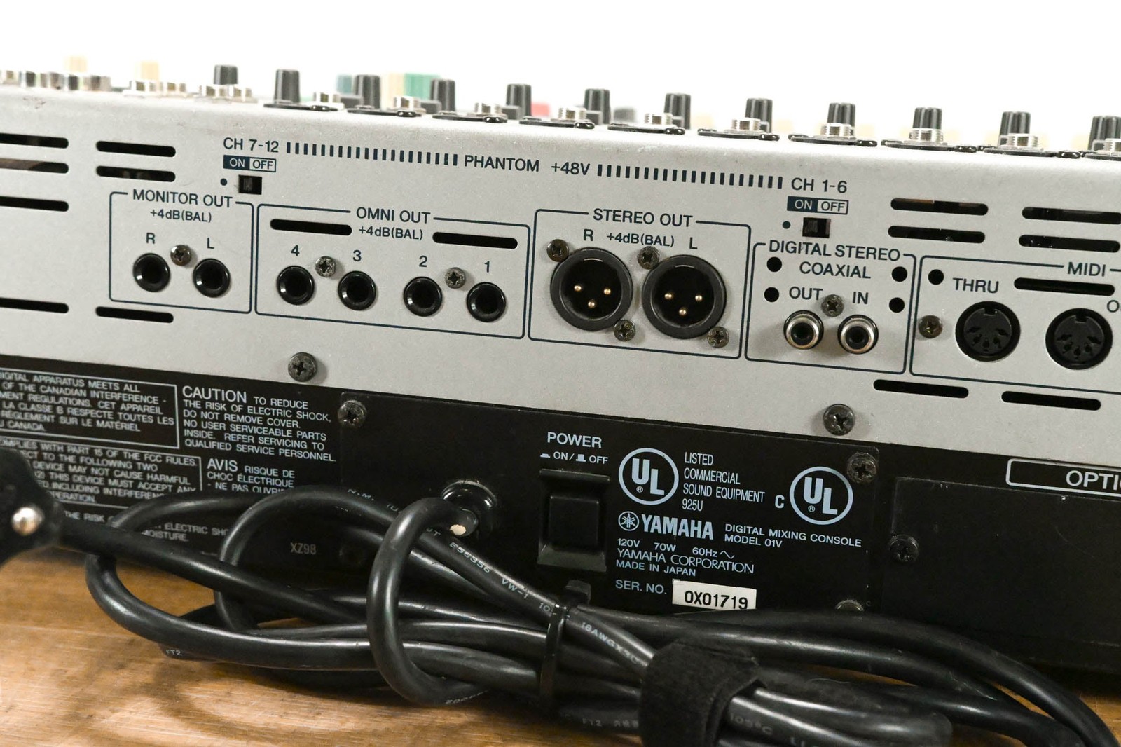 Yamaha 01V 16-Channel Digital Audio Console CG013HQ