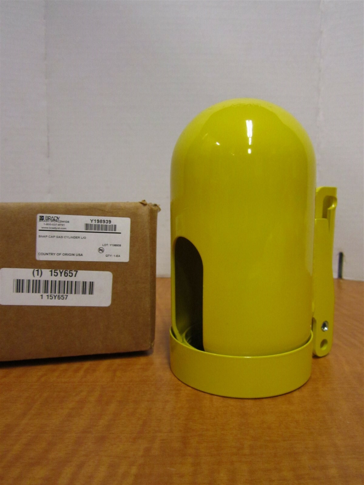BRADY 6-1/2 x 3-1/8" x 11 UN Yellow Locking Cylinder Cap Lock Included NEW