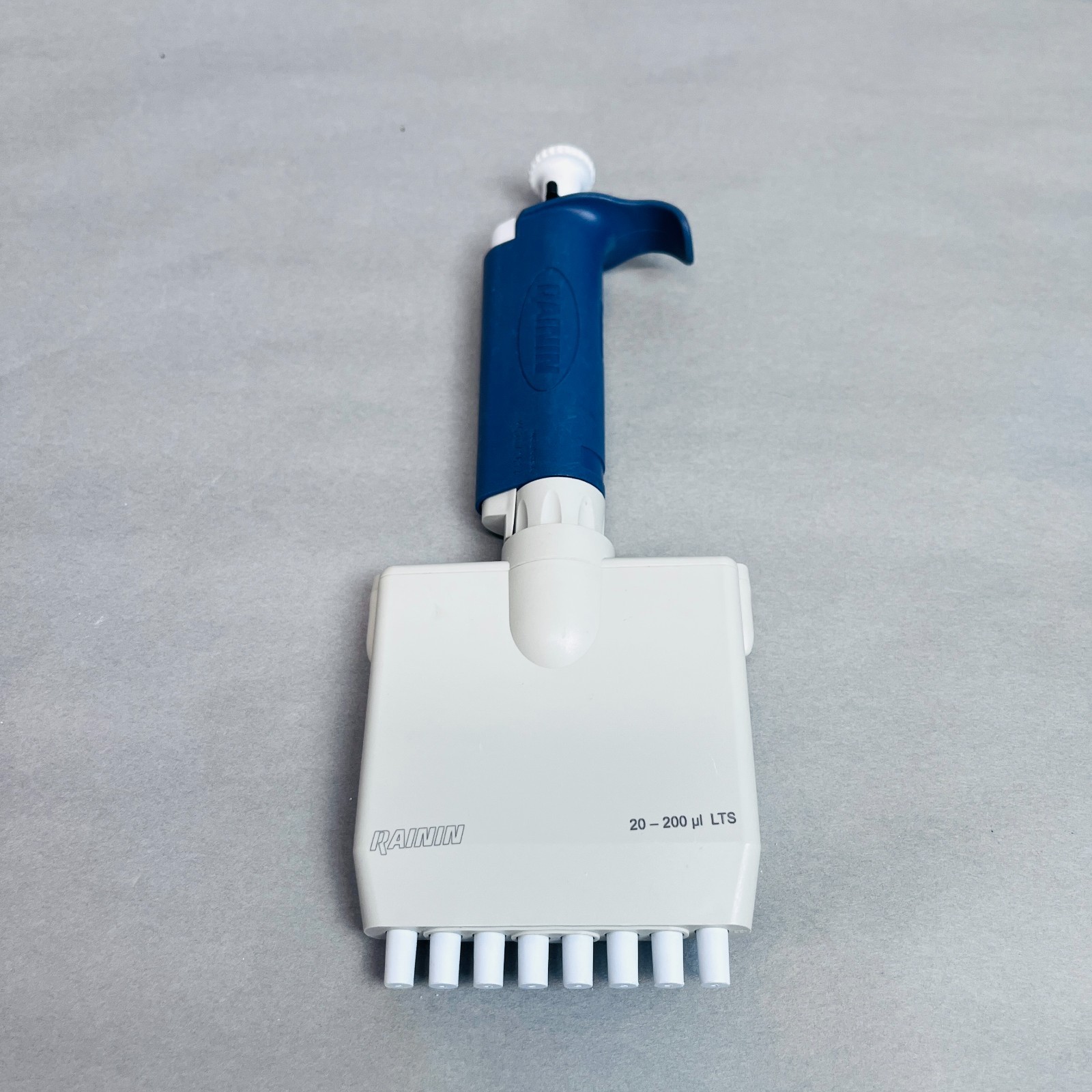 Rainin Multichannel Pipette 200 ul 8 Channel LTS Pipet Lite