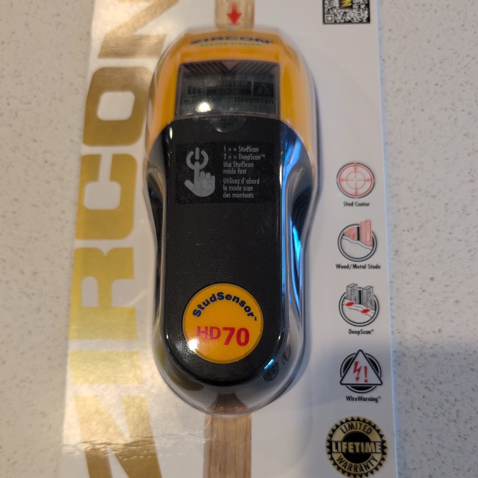 Zircon StudSensor™ HD70 Stud Finder With Center Detection