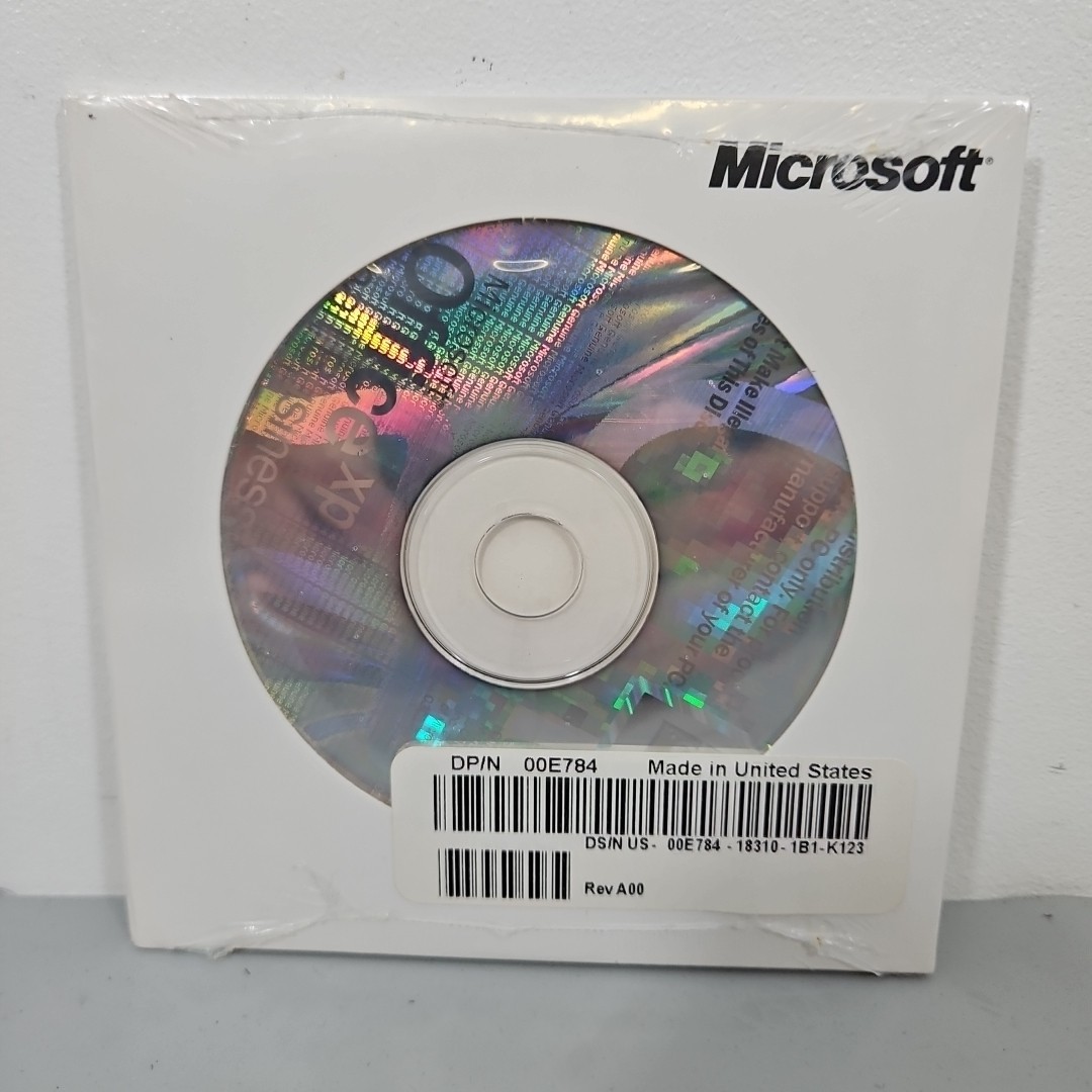 Genuine 2001 Microsoft Office XP Small Business Edition SBE w Key And 2 Discs