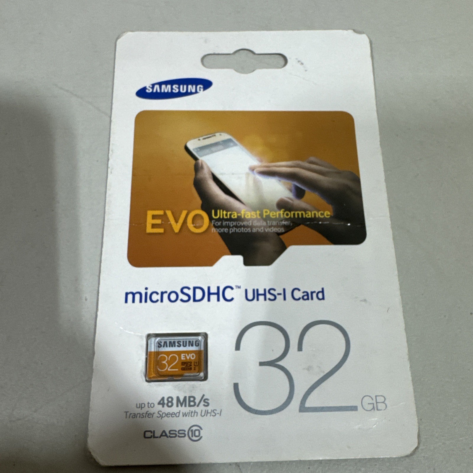 Samsung 32GB up to 48MB/s EVO Class 10 Micro SDHC Card with Adapter B4 R2