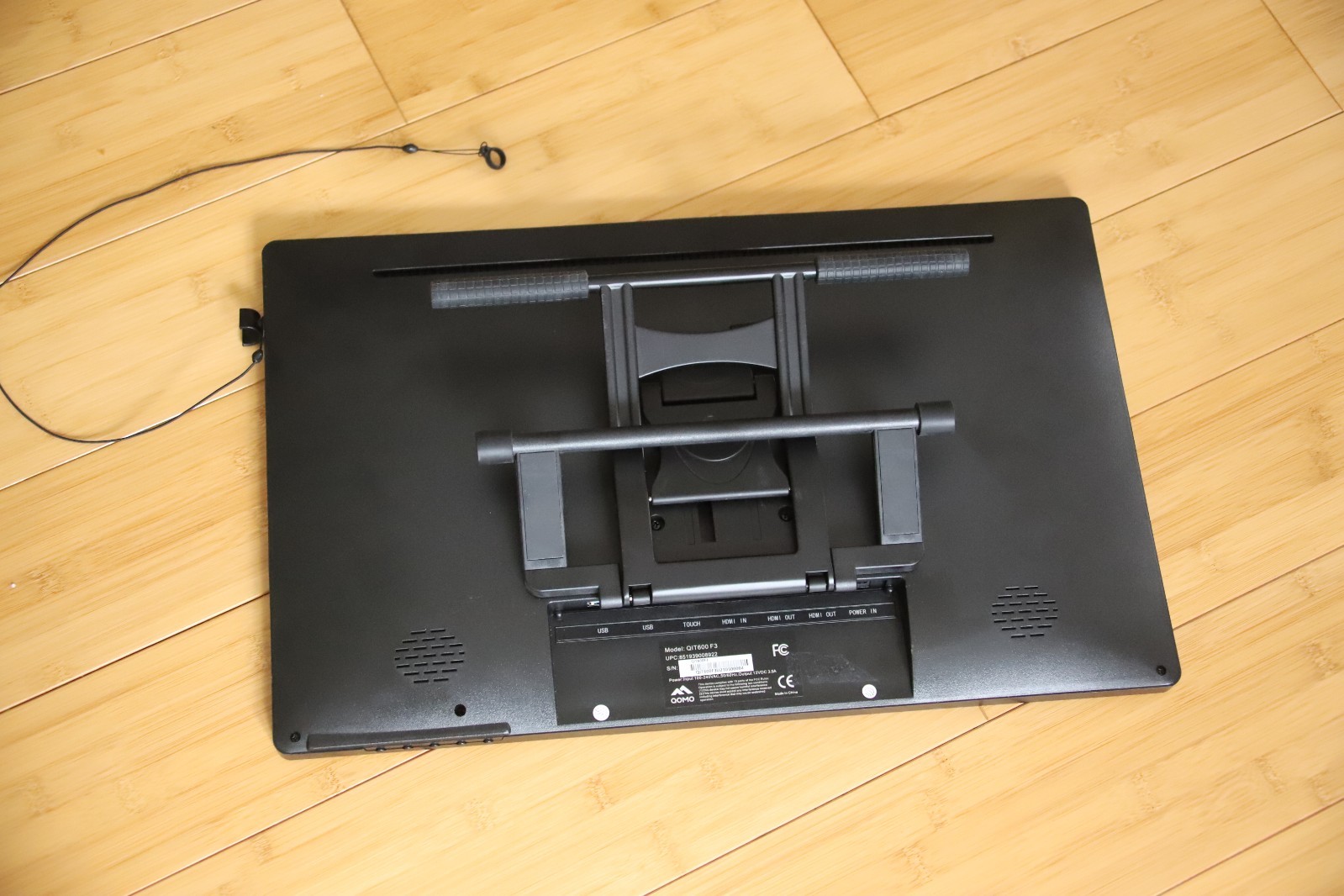 Qomo QIT600 F3 PresenStation 600F3 21.5" Interactive Touchscreen Monitor