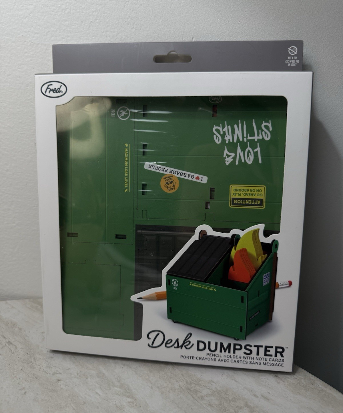 Fred Desk Dumpster Desktop Plastic Pencil Holder Organizer with Note Cards