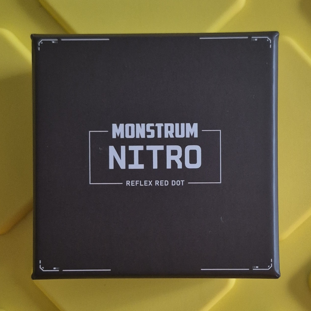 Monstrum Nitro Reflex Red Dot Sight Brand New Box Was Opened