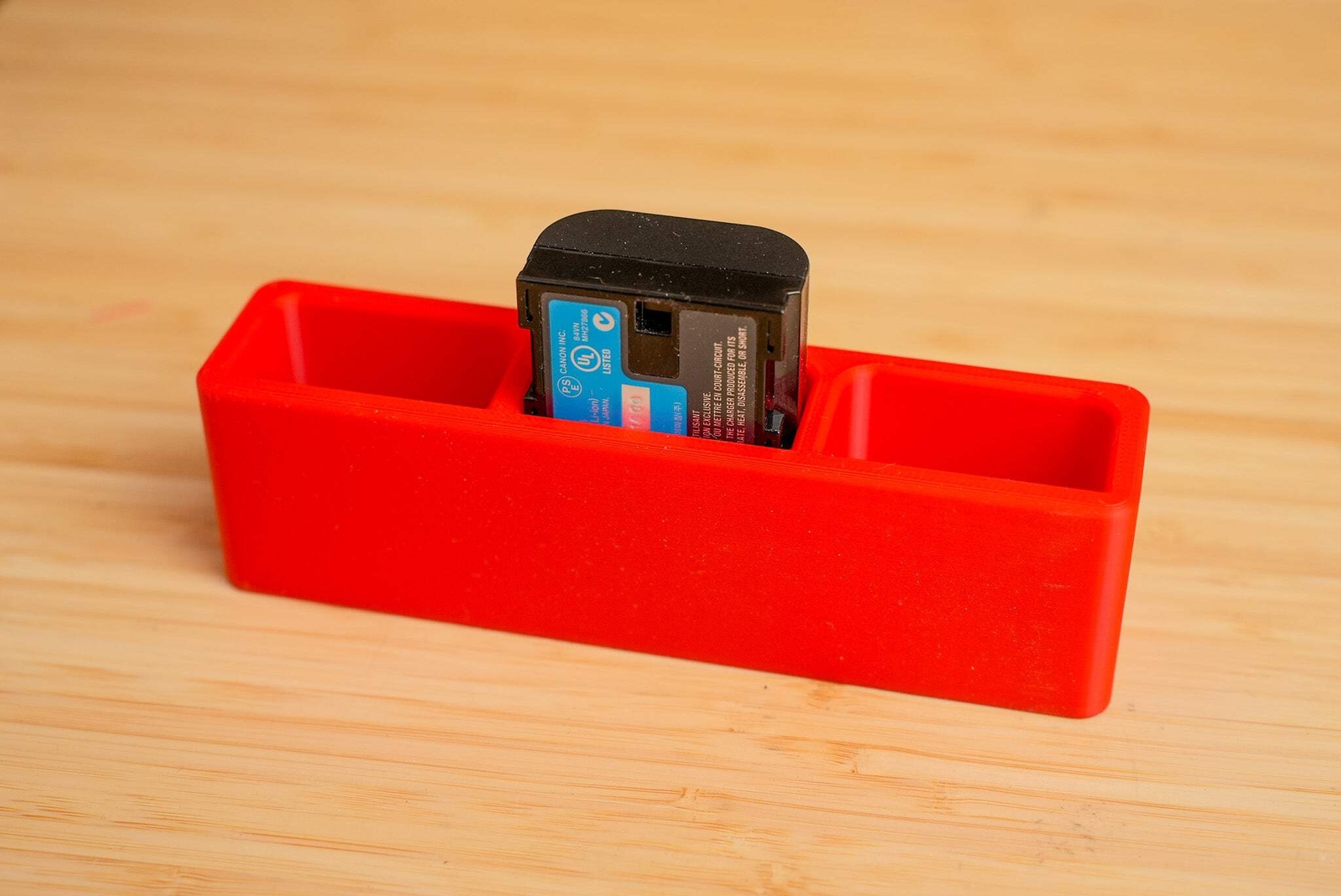 Canon LP-E6 Battery Case Holder - Holds 3 Batteries
