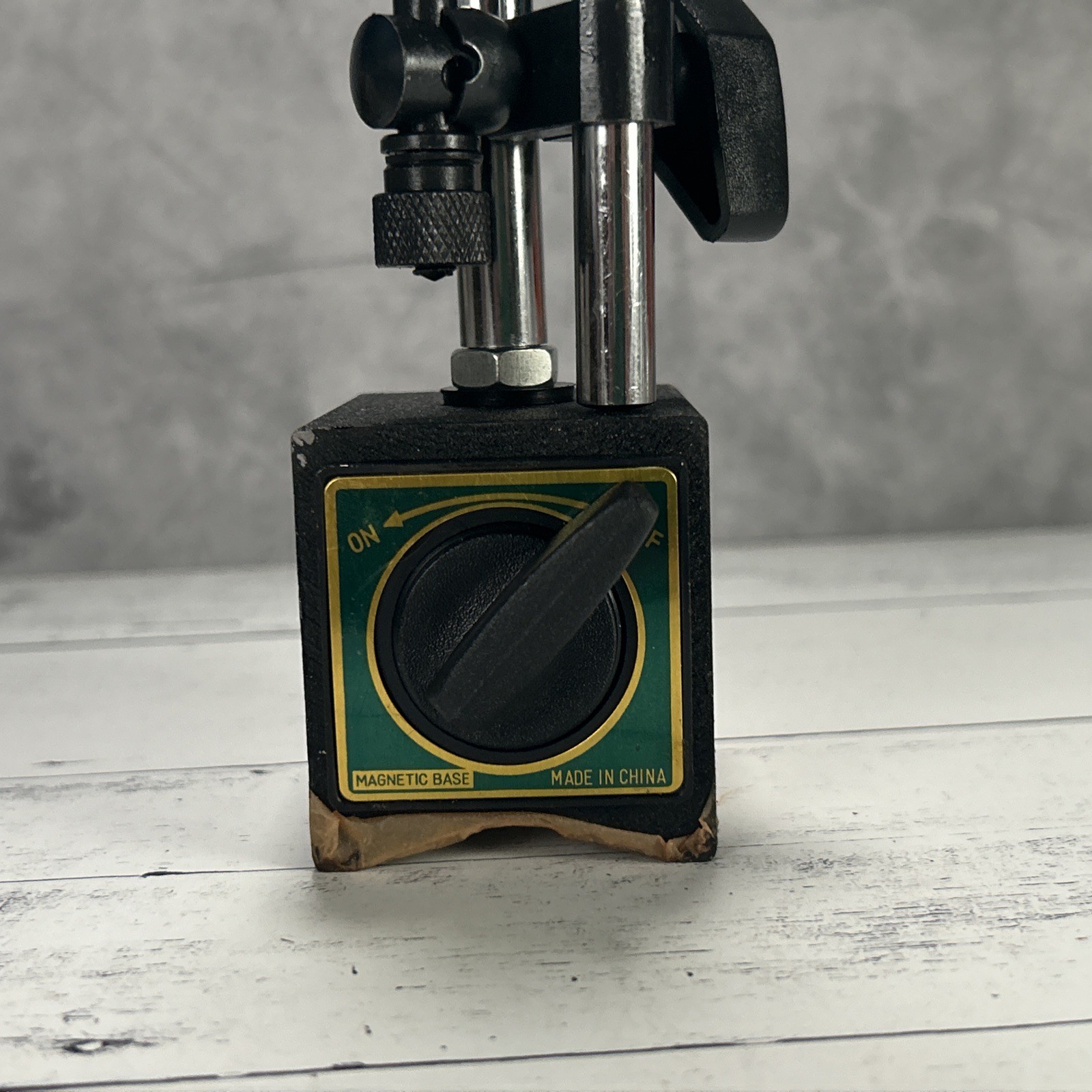 Cen-Tech Magnetic Base Indicator Holder P5646 Machinists Measuring Tools