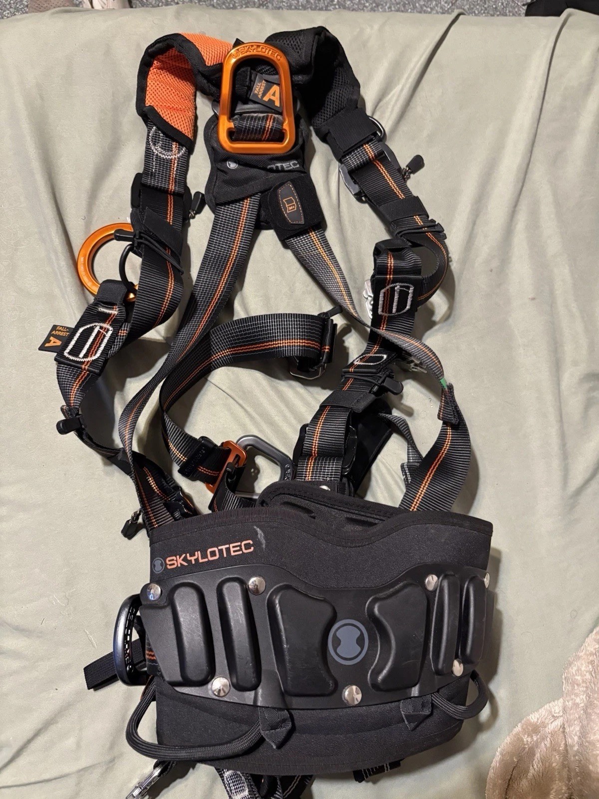 Skylotec IGNITE PROTON WIND G-1132-WS-M/XXL Harness w/ Lanyard PPE Kit