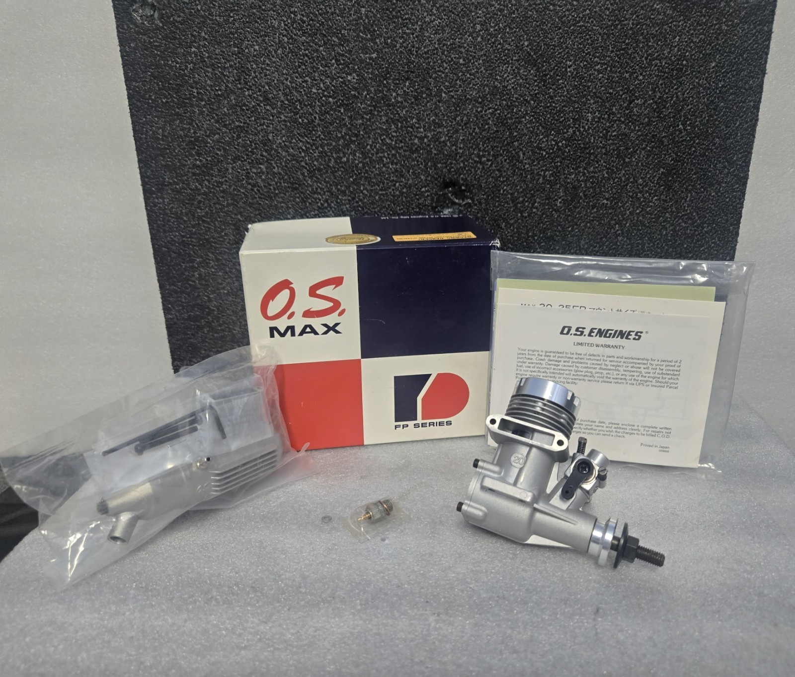 NEW O.S. MAX 20 FP SPORT OR STUNT RC AIRCRAFT STROKE GLOW FUEL (INV130 C FLOOR )