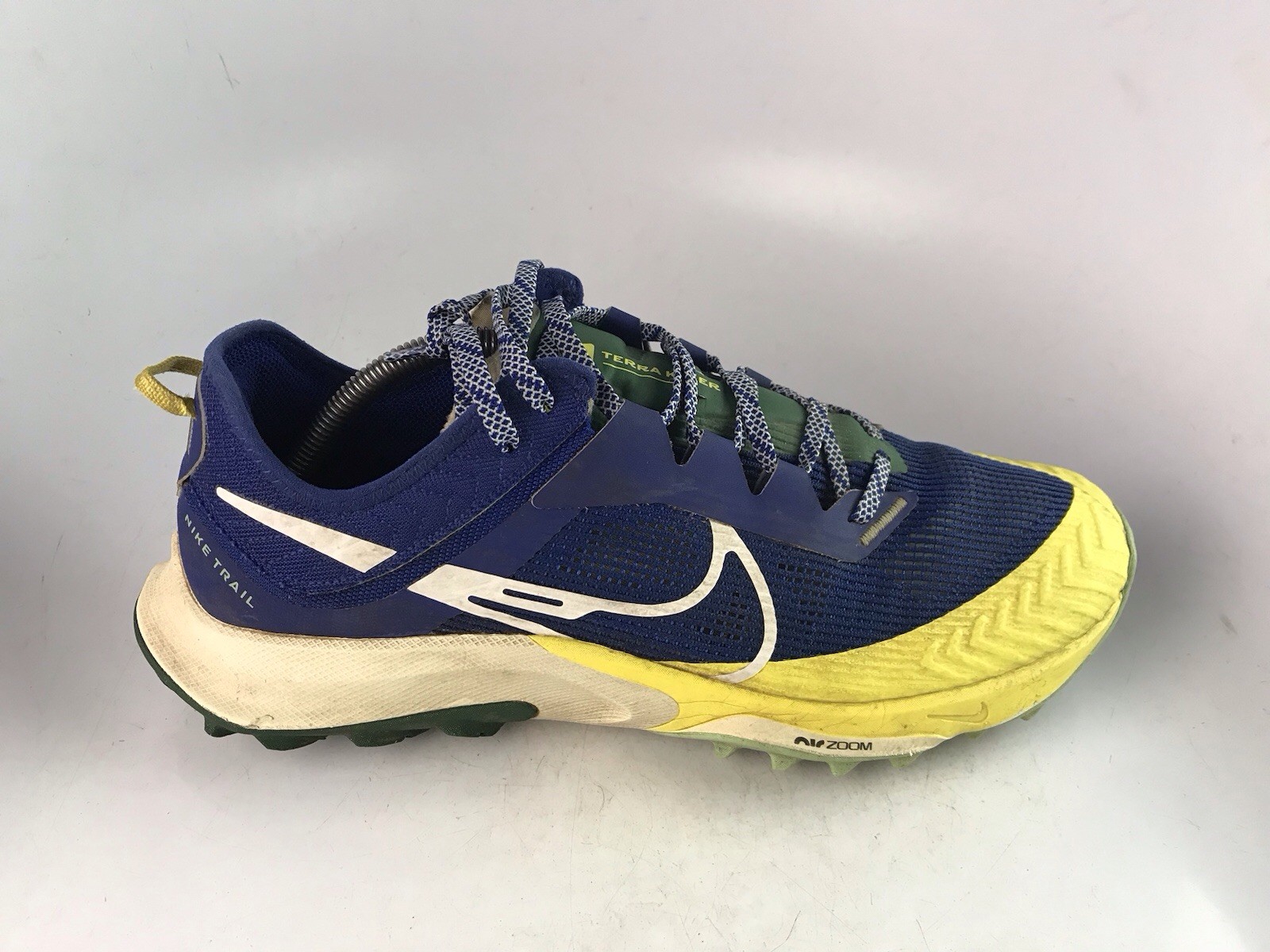 Nike Air Zoom Terra Kiger 8 Trail Running Shoes Men's Sz 10.5 Royal Blue/ Yellow