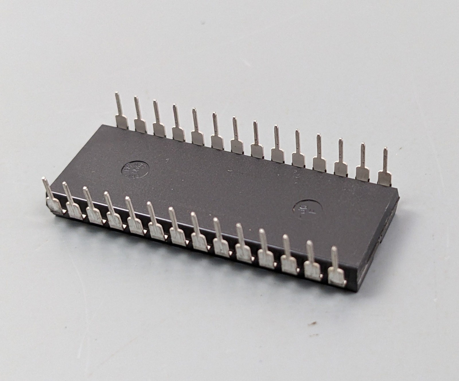 Intersil DG407DJ Dual 8x1 Multiplexer / Analog Switch