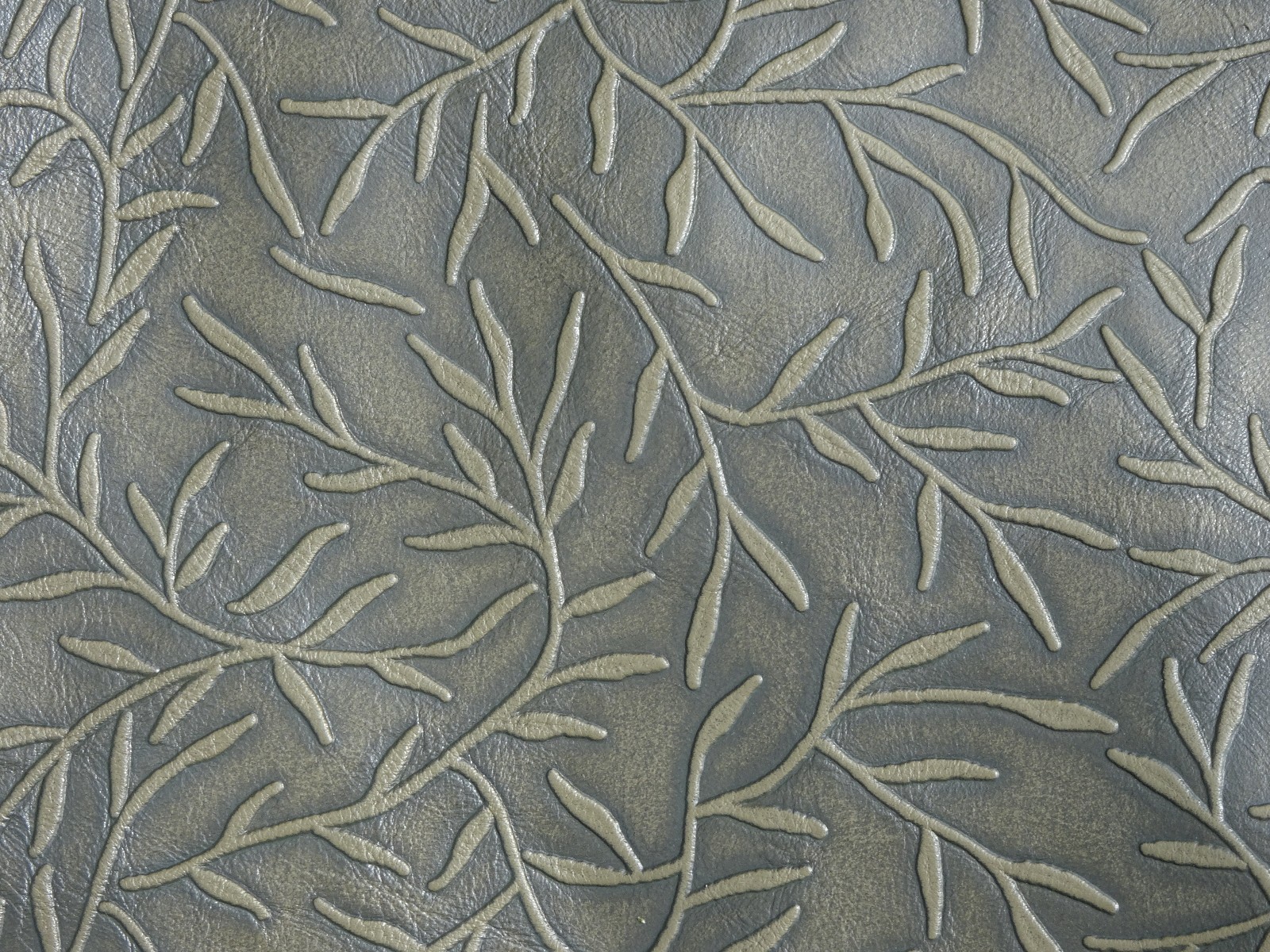 Exquisite Edelman embossed leather - 1 Hide