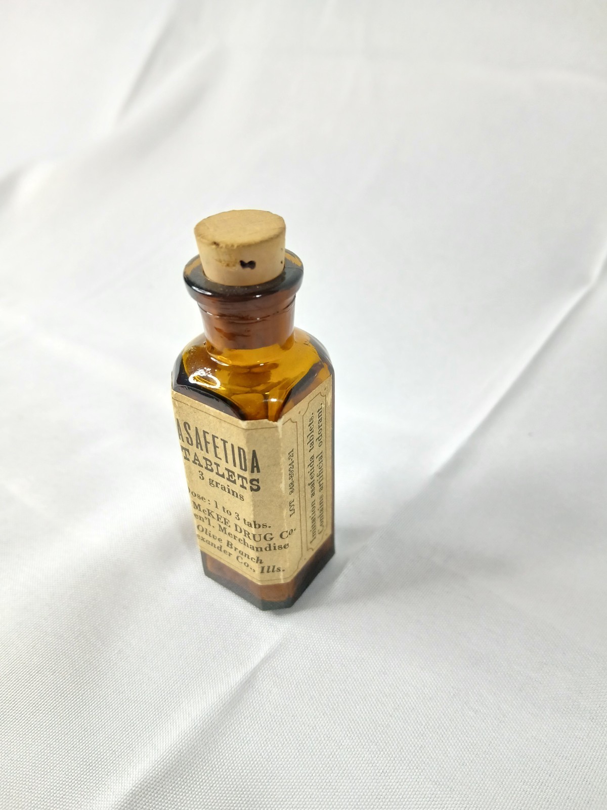 Vintage Asafetida Medicine Bottle Pharmacy Bottle DRUGSTORE DISPLAY 60's Full