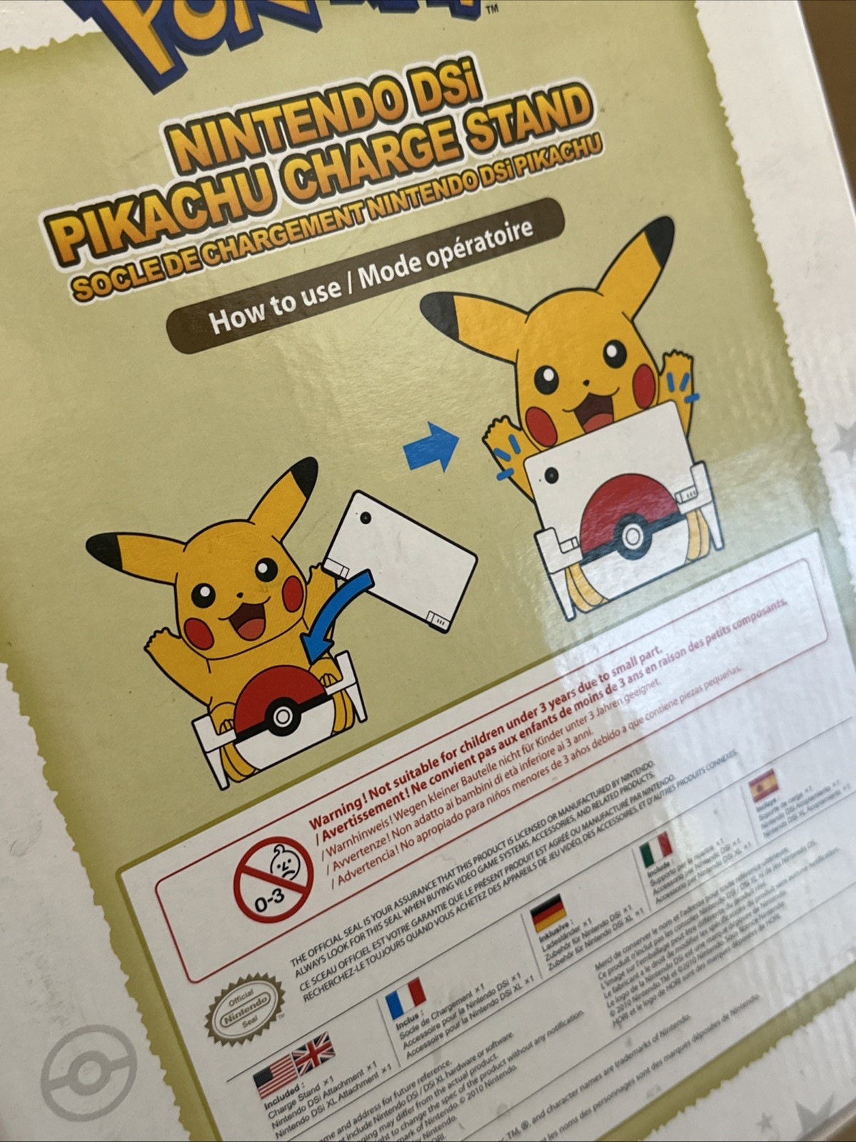 Pokémon Nintendo DSi Pikachu Charge Stand