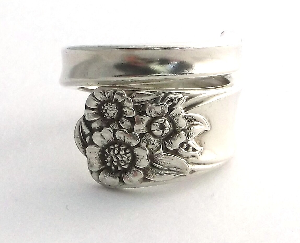 Vintage April Spoon Ring Silverplate Ornate Handmade Jewelry Gift Silverware