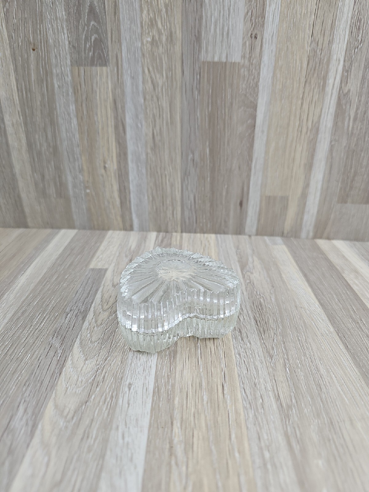 Alco Crystal Heart Box ~ 2½ Inch