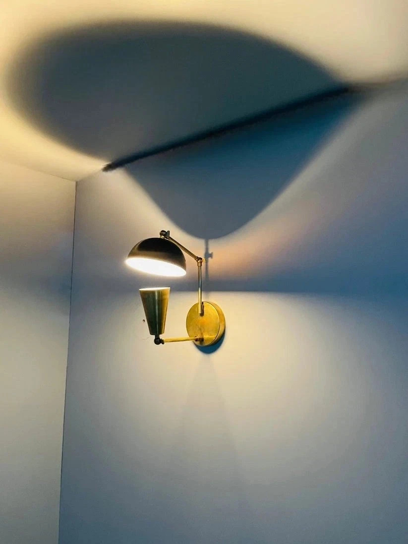 Metal Wall Sconce Mid Century 1950's Italian Light Brass Beautiful Stilnovo Lamp