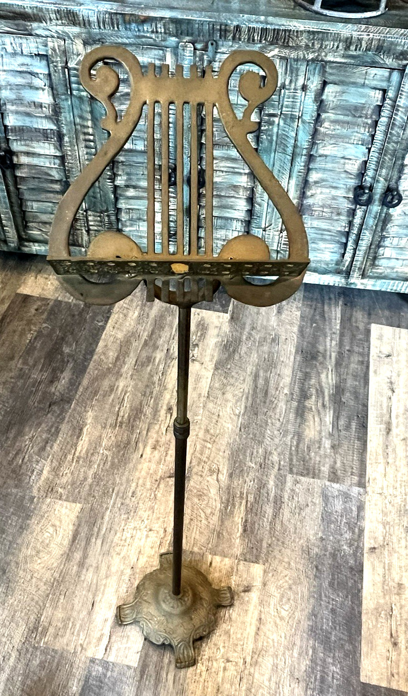 VINTAGE ORNATE BRASS MUSIC STAND ADJUSTABLE BOOK SHEET MUSIC HOLDER VGC (LG)