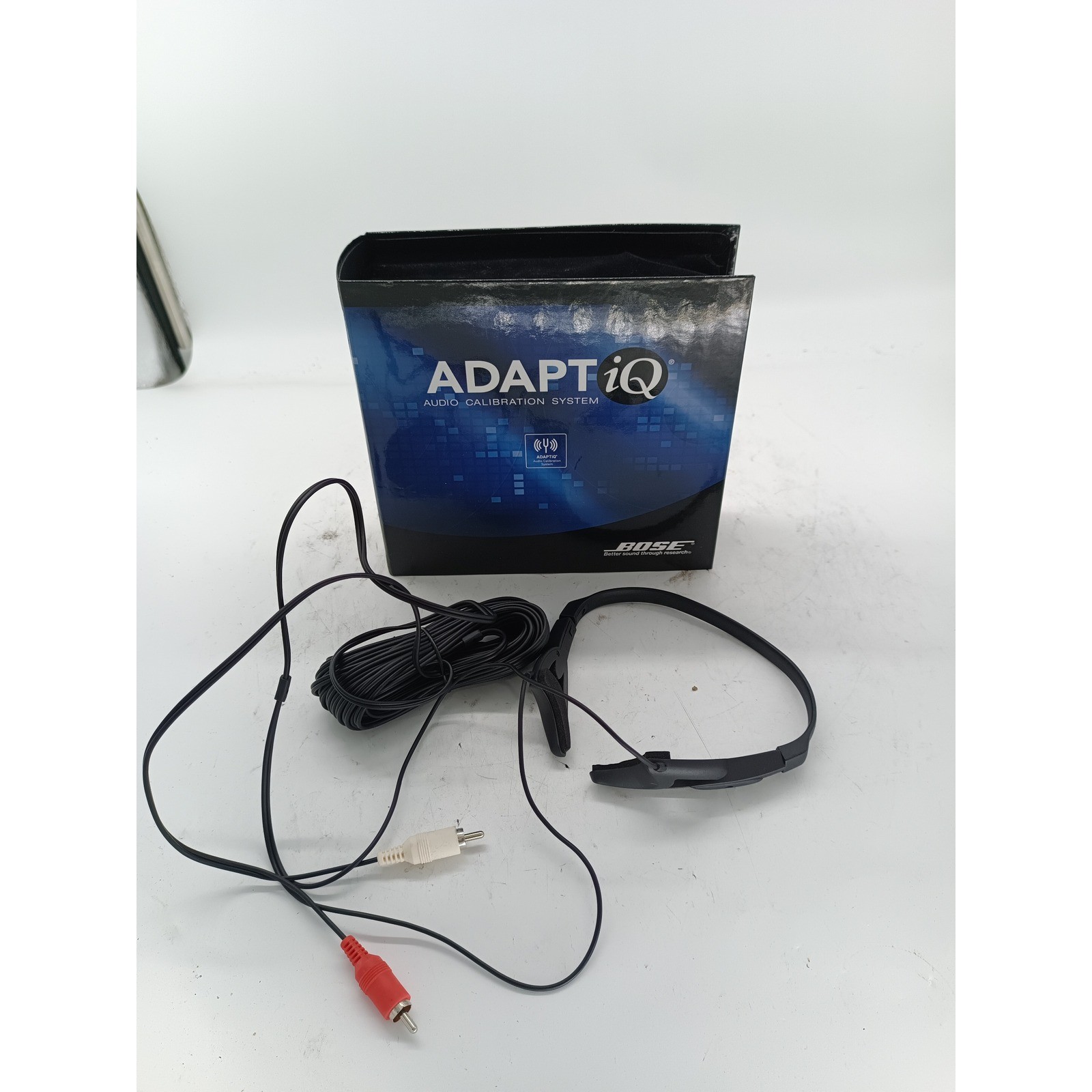 Bose ADAPTiQ Audio Calibration System Headset Microphone and Setup DVD a13