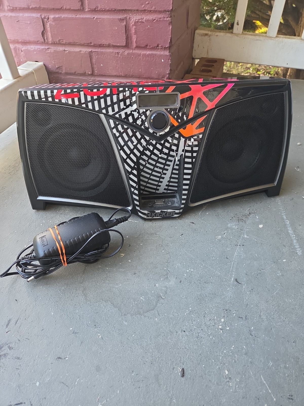 Zune kicker ZK500 Speaker MP3 Player