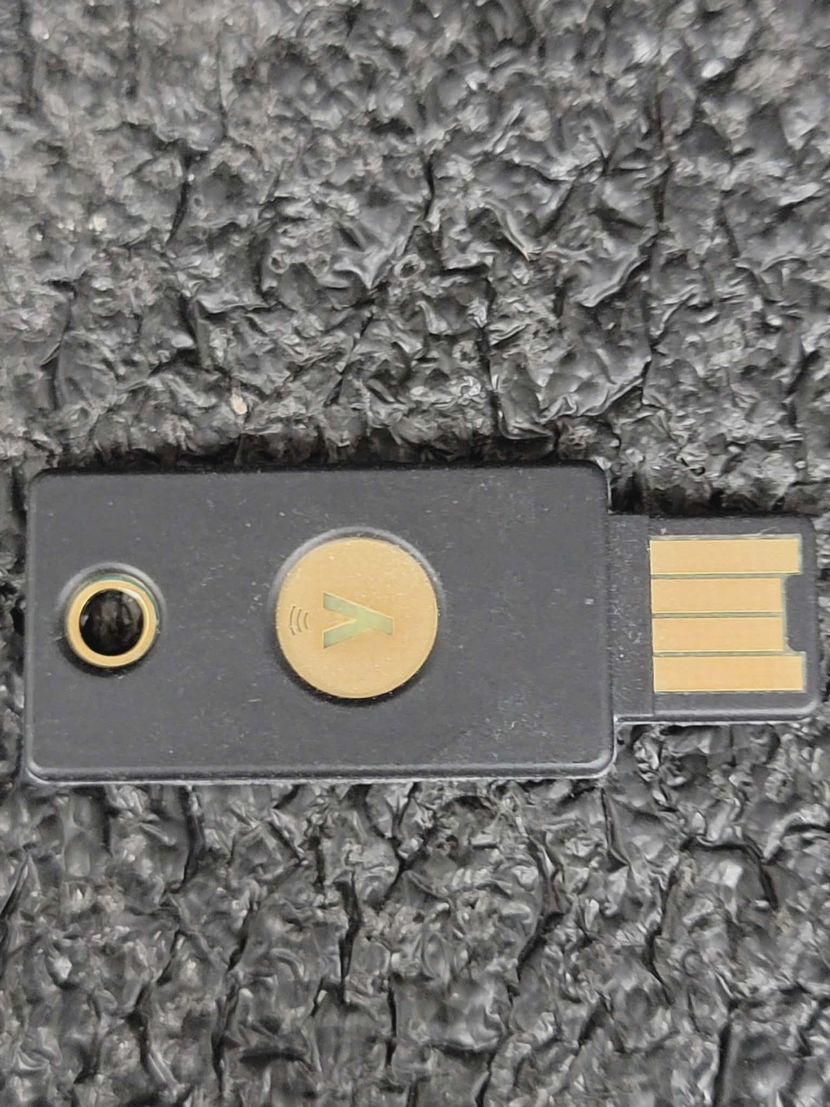 Yubico Security Key 5 USB-A + NFC Two-Factor Authentication FIDO Security Token