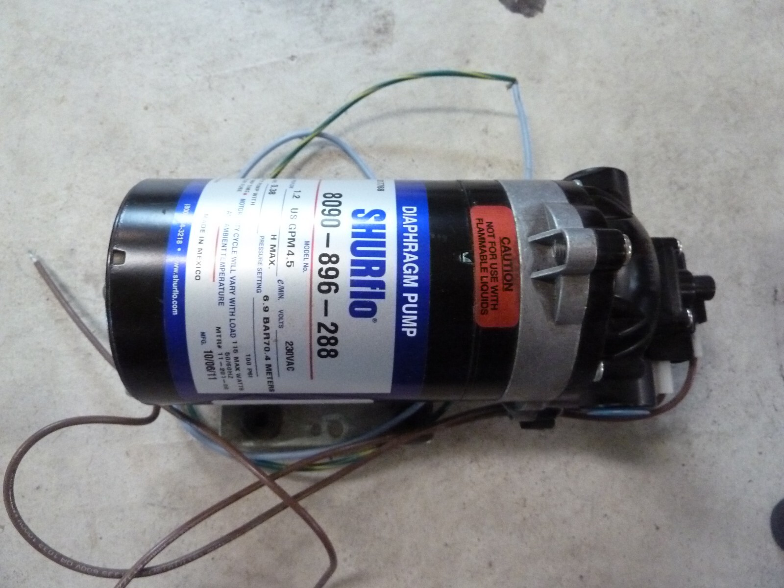 Shurflo 8090-896-288 Diaphragm Pump 230VAC 4.5 GMP
