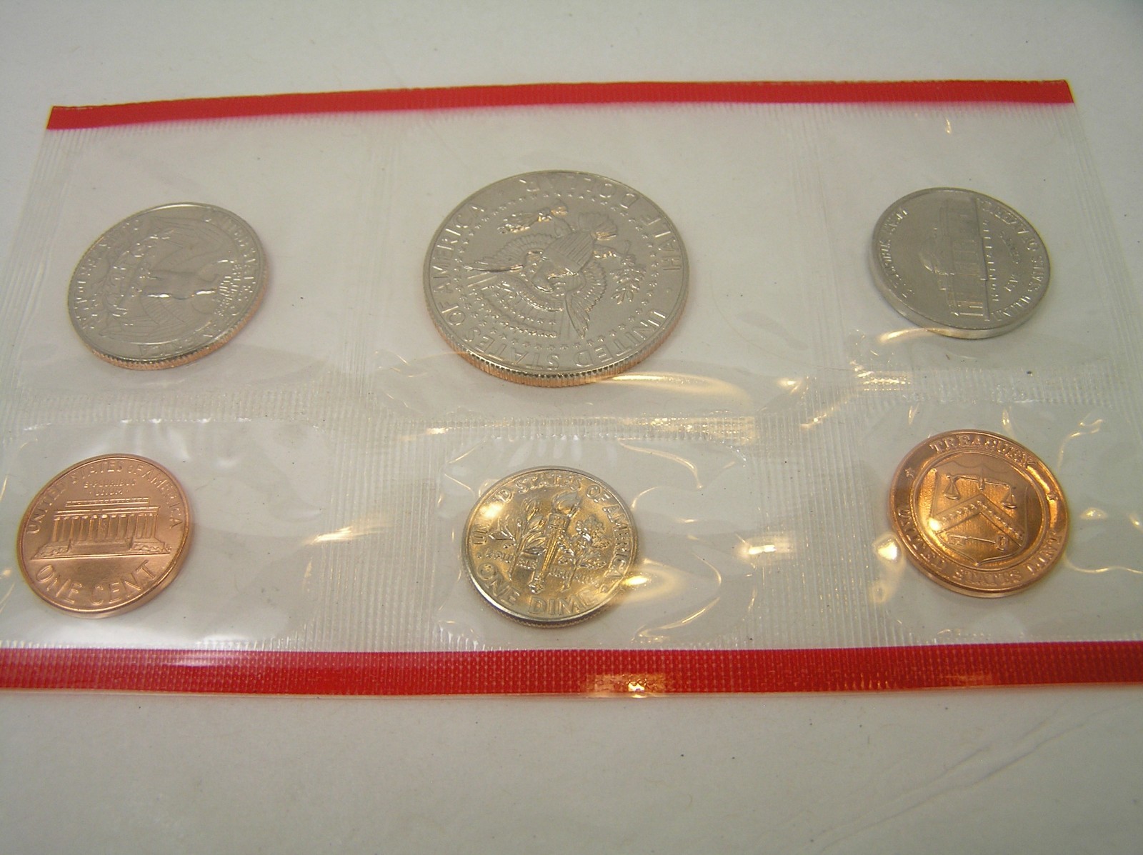 US Mint 1987 Uncirculated Coin Set P & D