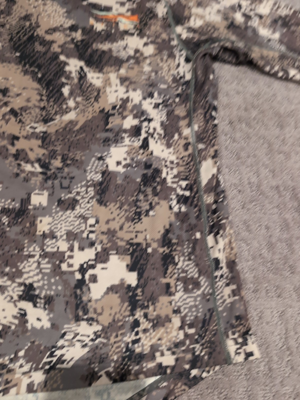 Sitka Core Lightweight Crew LS Medium Open Country Excellent!