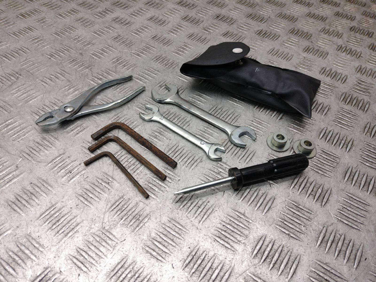 2016 SUZUKI GSX 1300 1300 RA L6 TOOLKIT
