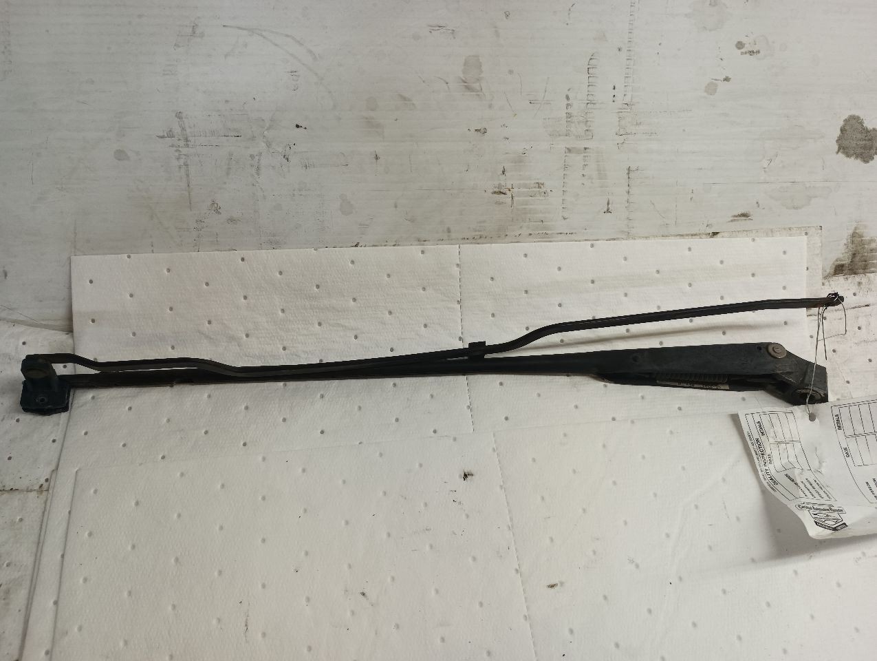2005 Kenworth W900 Right Passenger Wiper Arm   (12039996