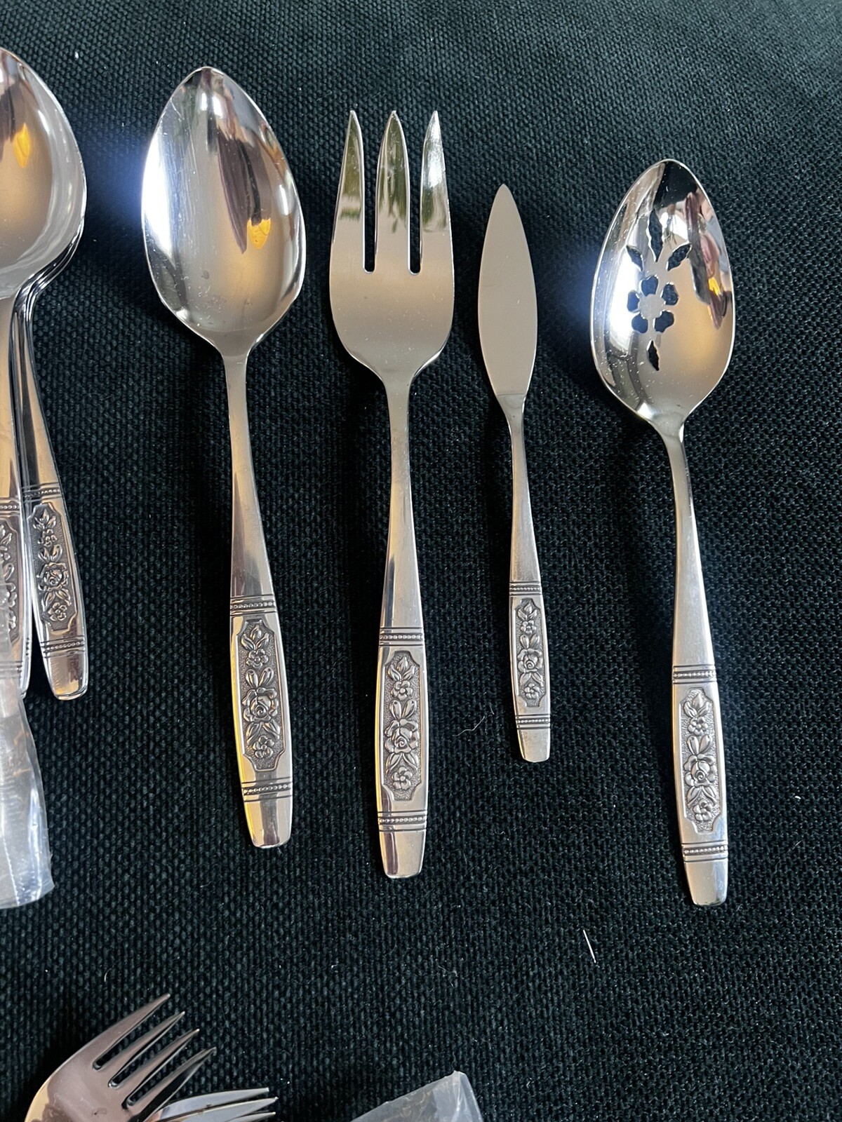 7 complete Sets Profile Stainless Oneida Louisville Rose Service + Serving Set