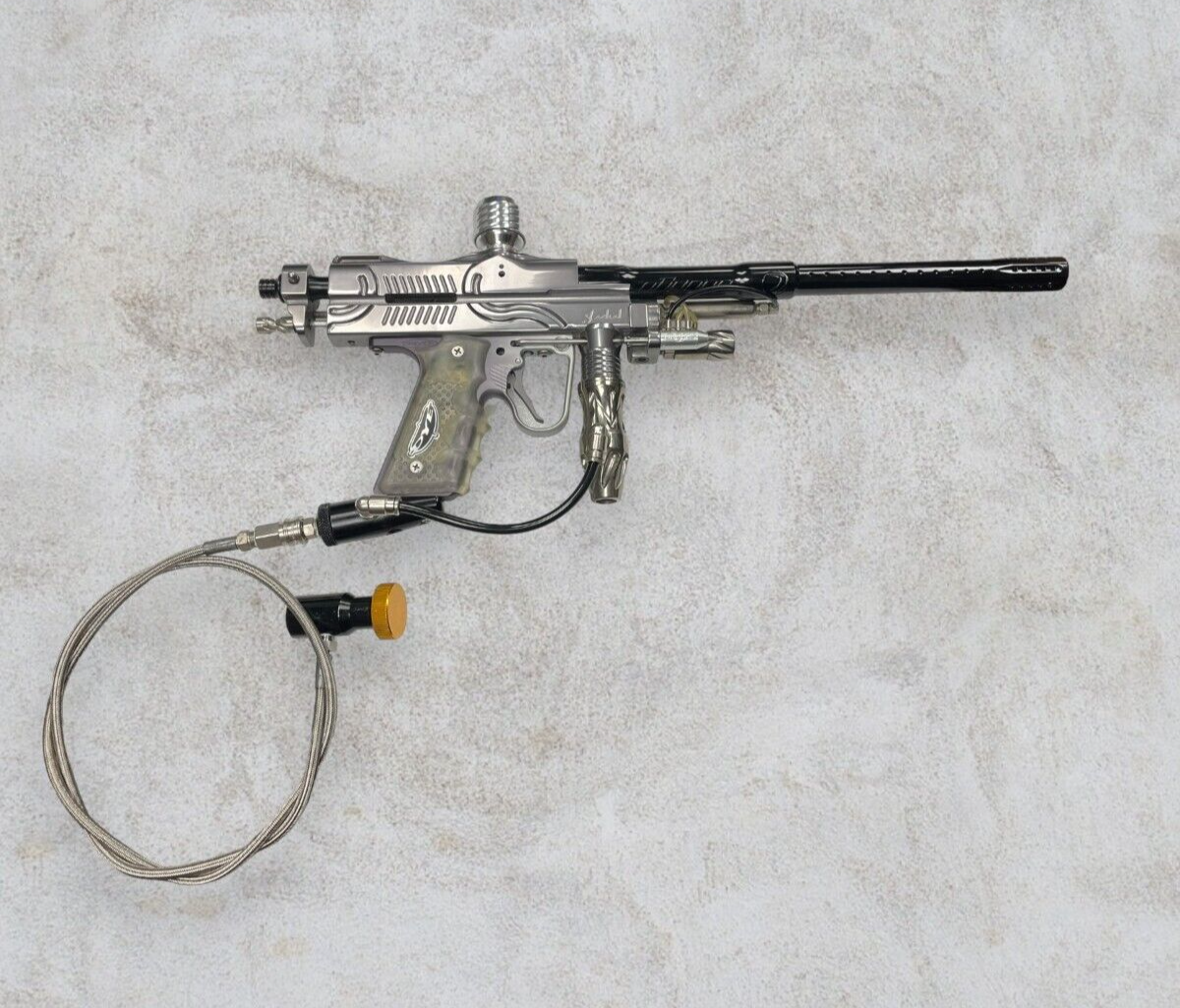 Dye Jackal Paintball Marker