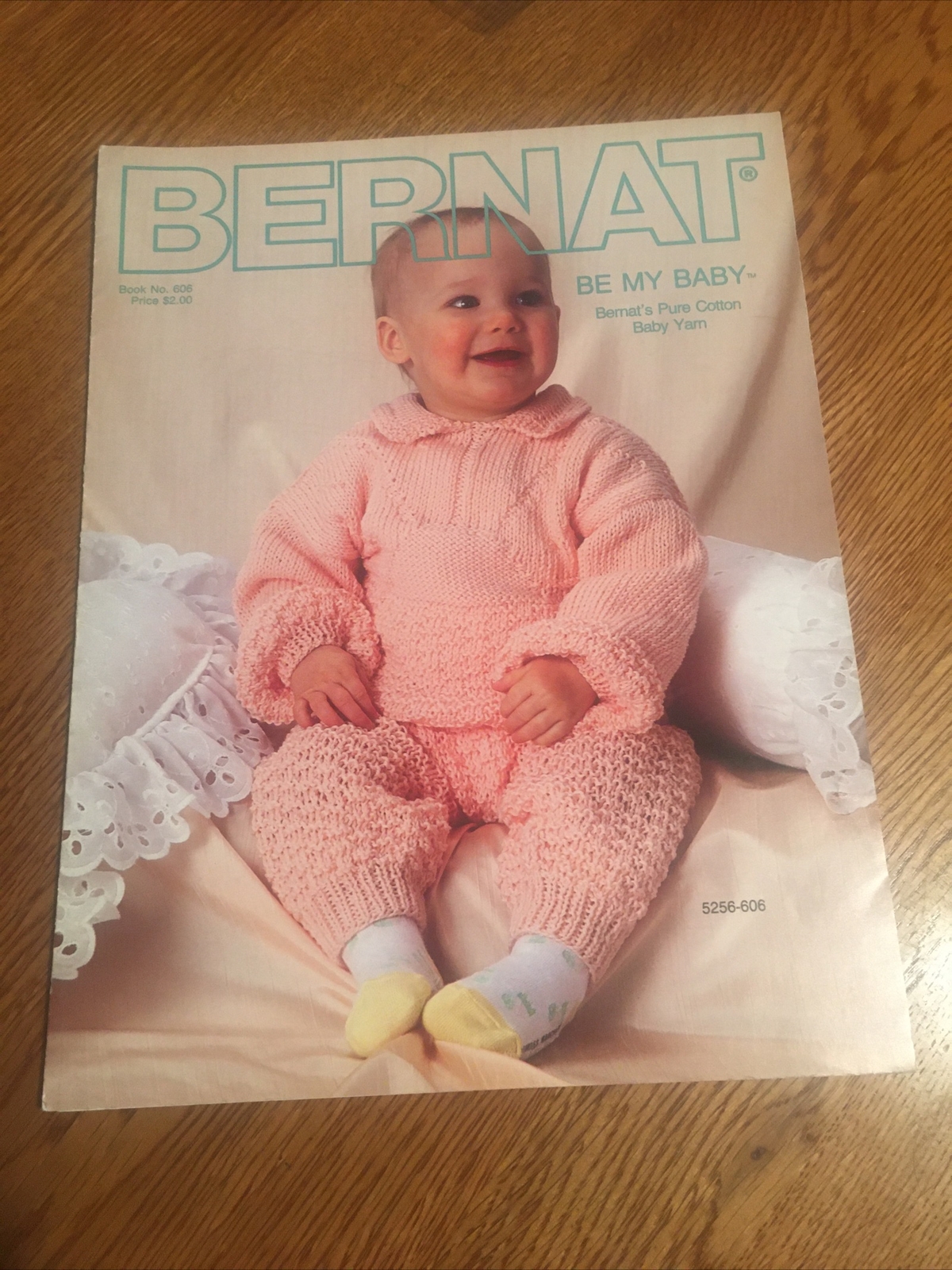 BERNAT BOOK #606 KNITTING BOOK. MSC 2
