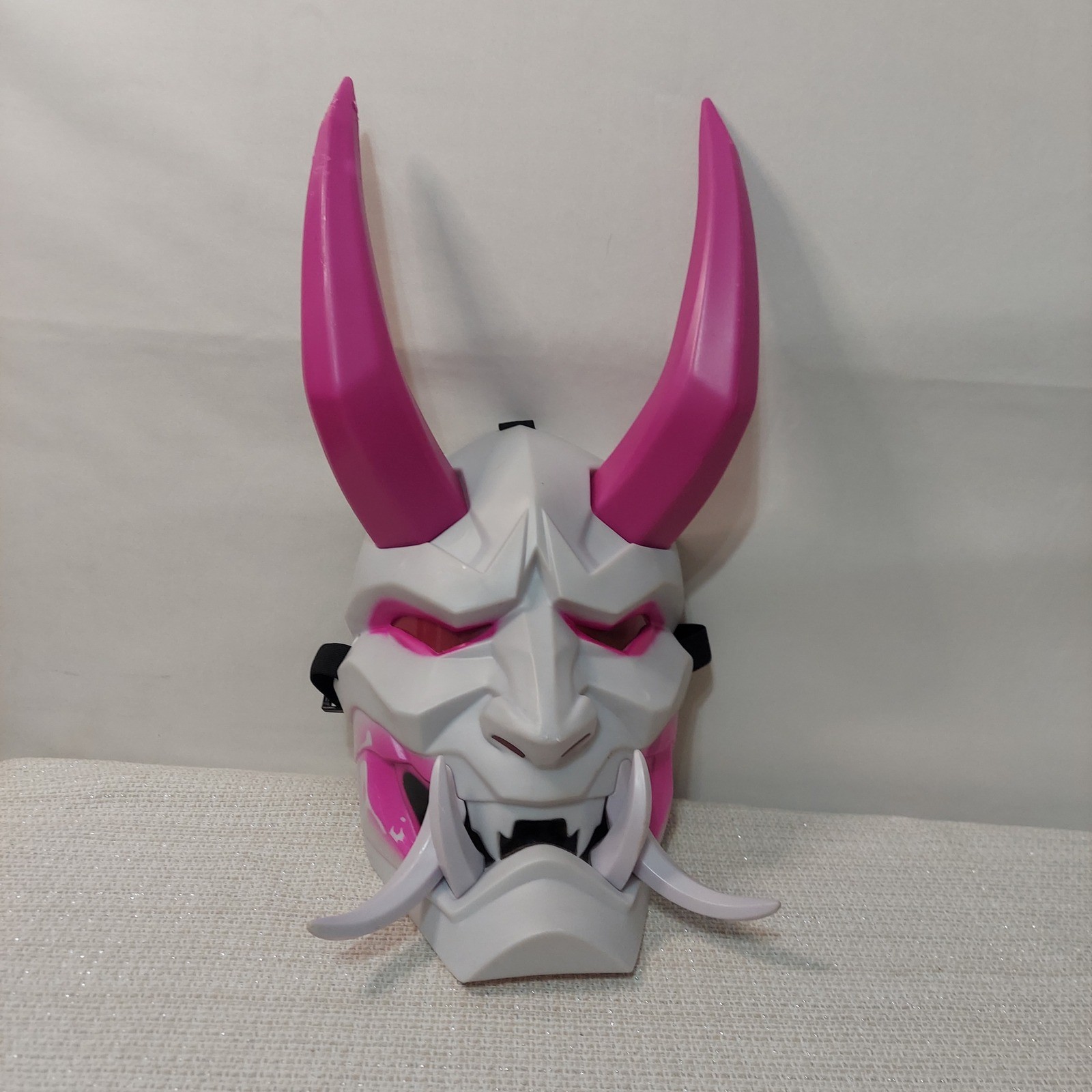 Hasbro Fortnite Victory Royale Series Fade Mask Collectible Roleplay Toy