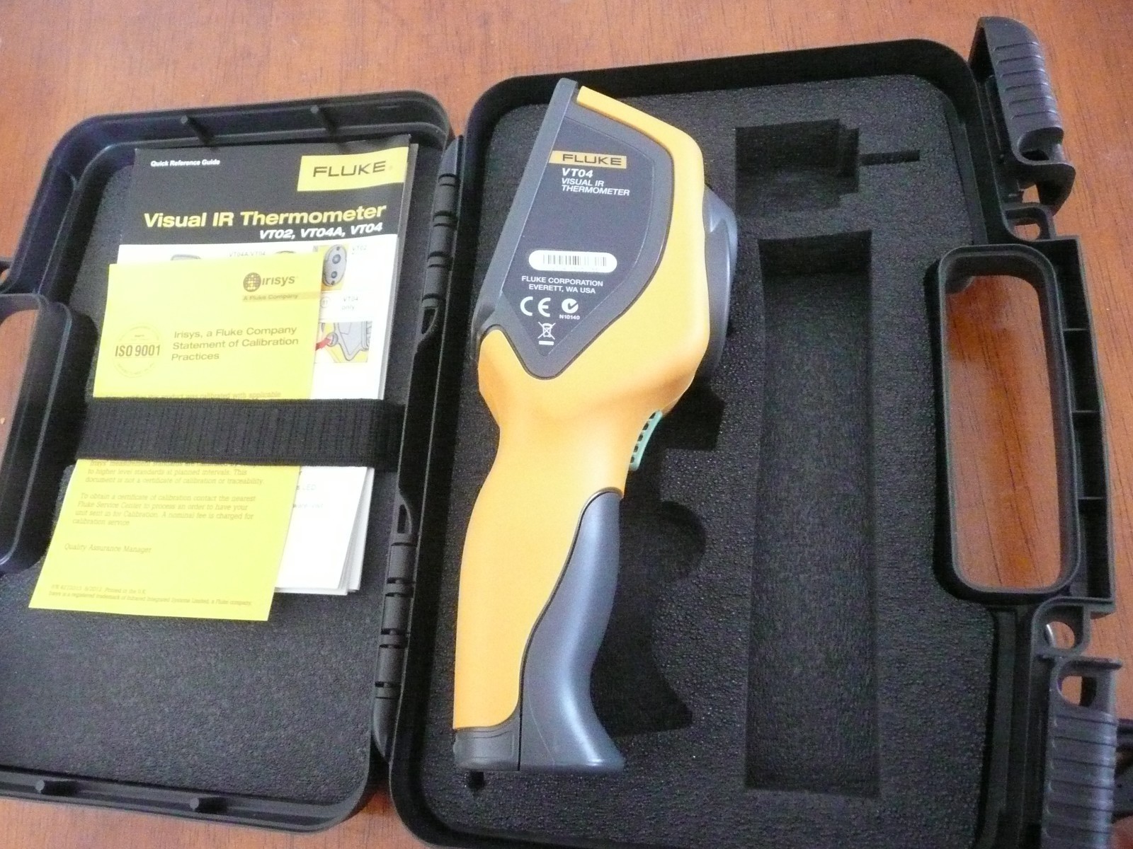 Fluke VT04 Visual Infrared Thermometer - New
