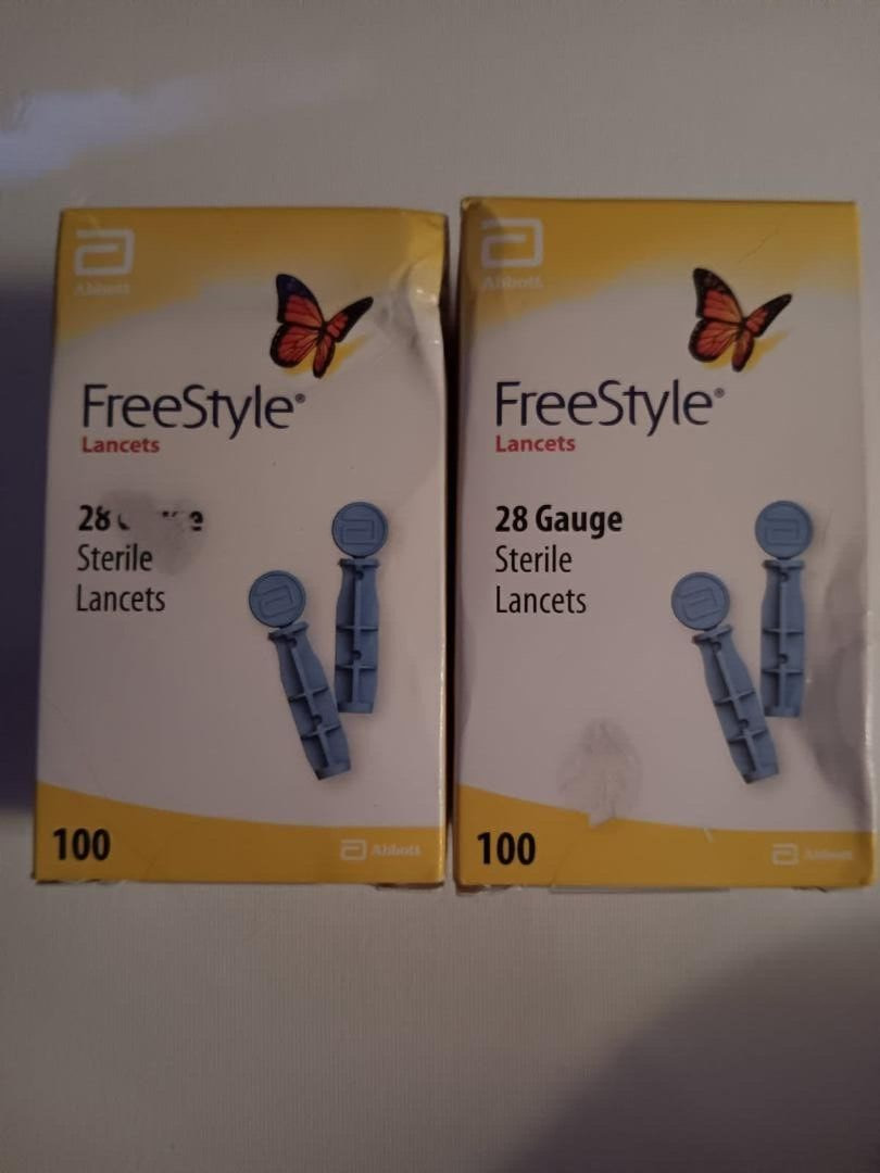 Freestyle 28 Gauge Sterile Lancets  100 ct (2 boxes-200 total) Expiration 2030