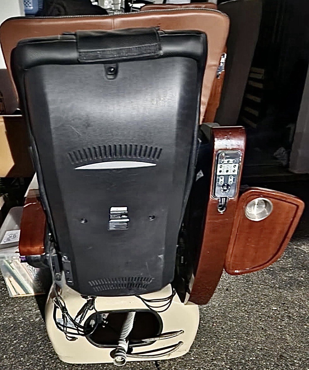 Salon Chair